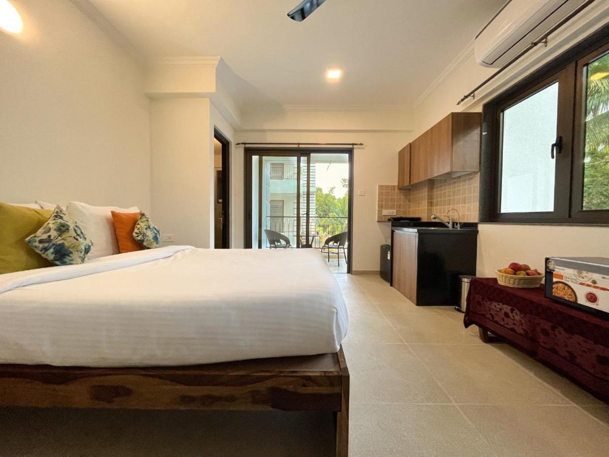 Acron Seawind Baga Arpora Apartment Calangute Bagian luar foto