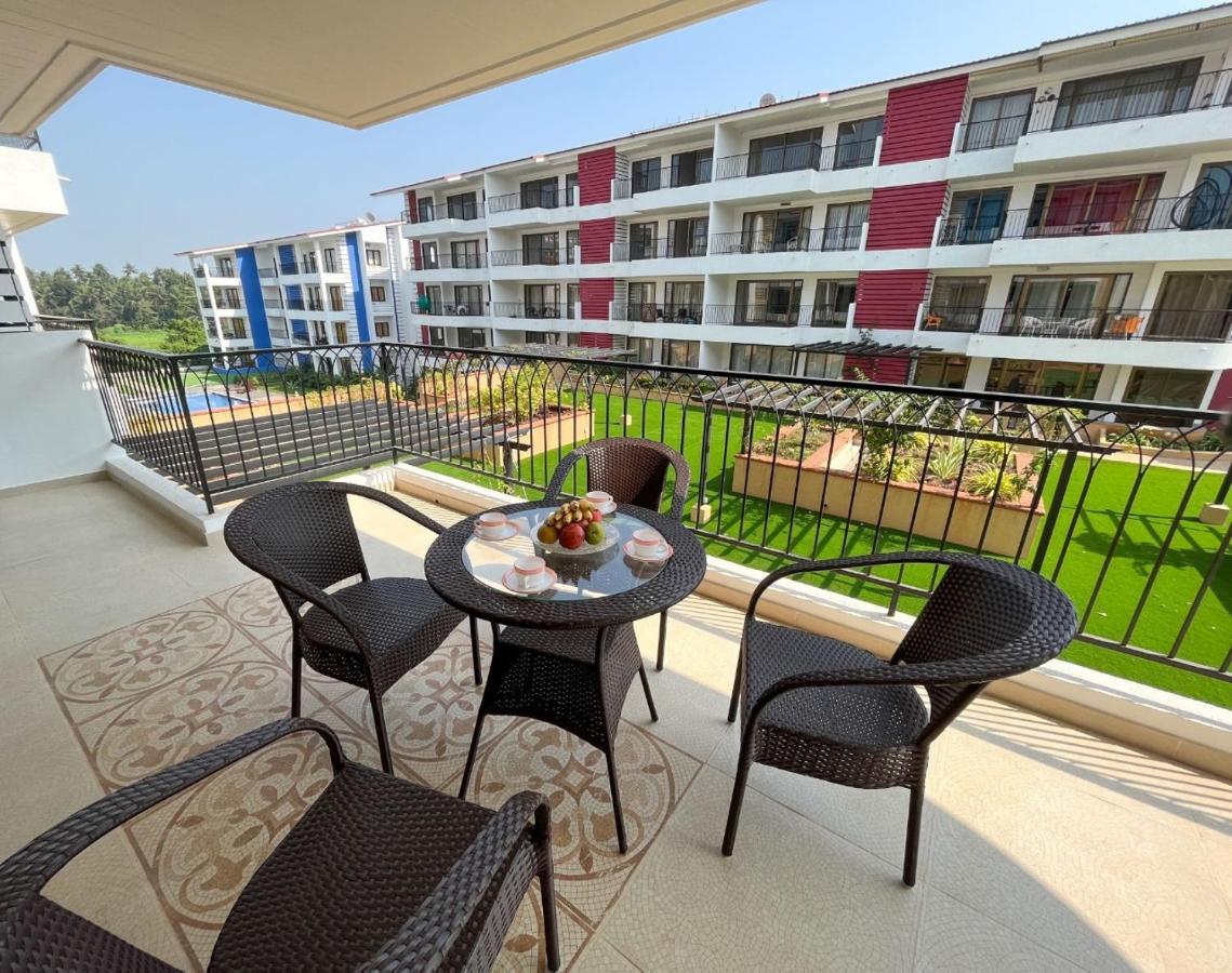 Acron Seawind Baga Arpora Apartment Calangute Bagian luar foto