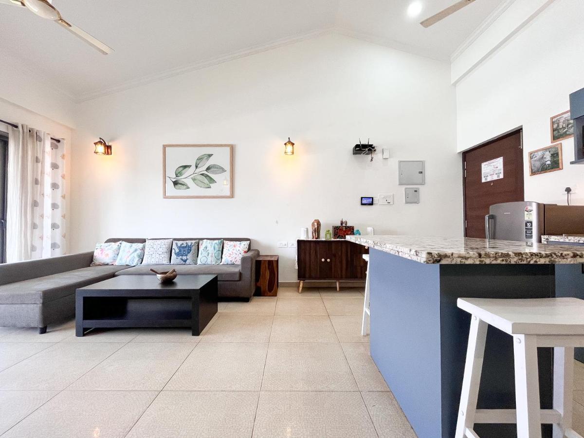 Acron Seawind Baga Arpora Apartment Calangute Bagian luar foto