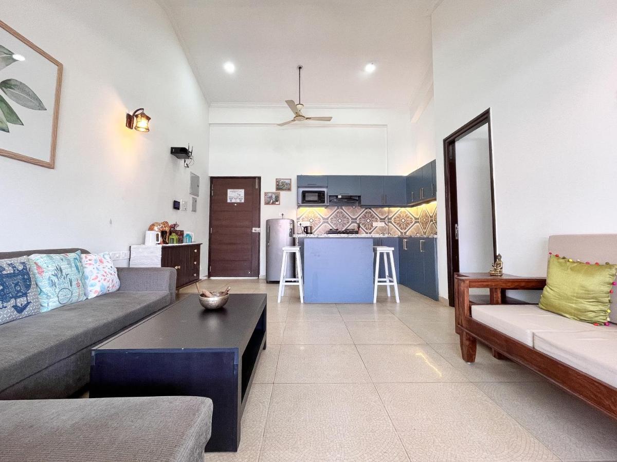 Acron Seawind Baga Arpora Apartment Calangute Bagian luar foto