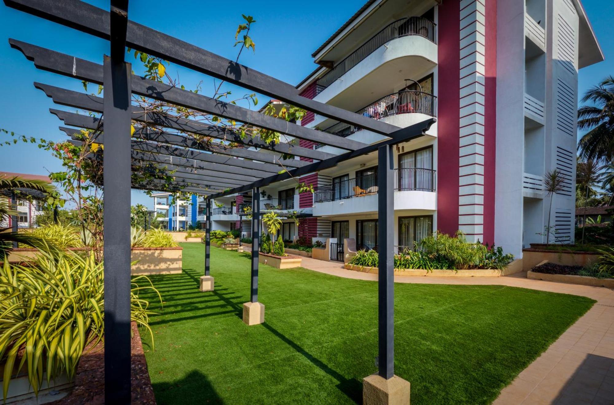 Acron Seawind Baga Arpora Apartment Calangute Bagian luar foto