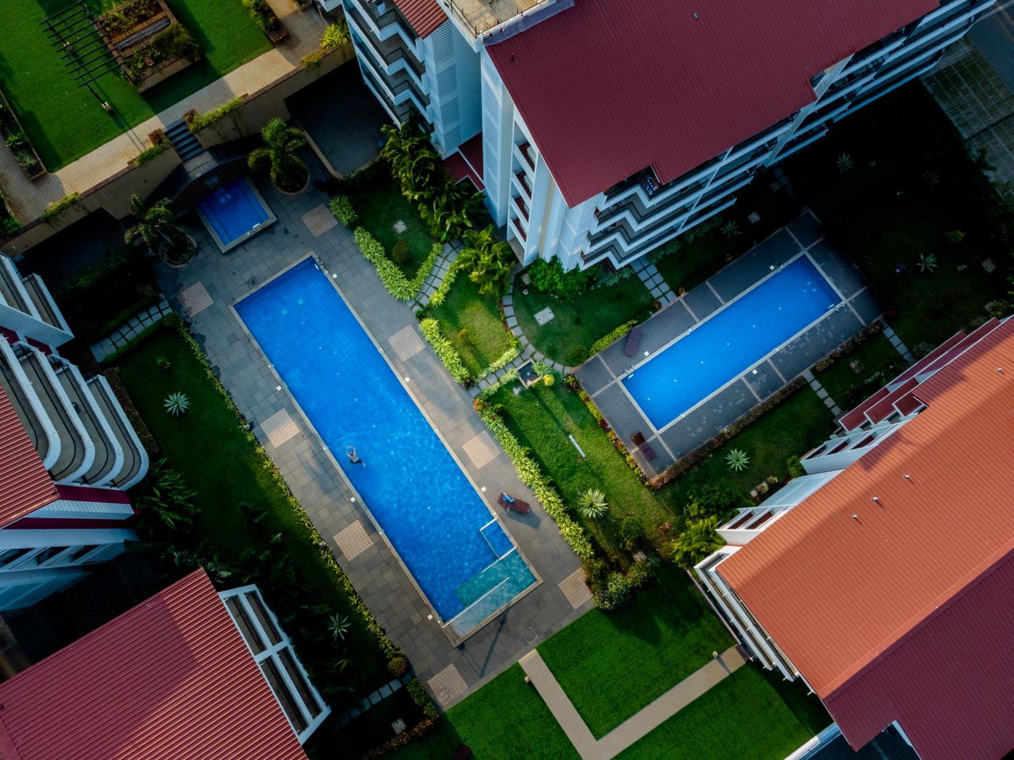 Acron Seawind Baga Arpora Apartment Calangute Bagian luar foto