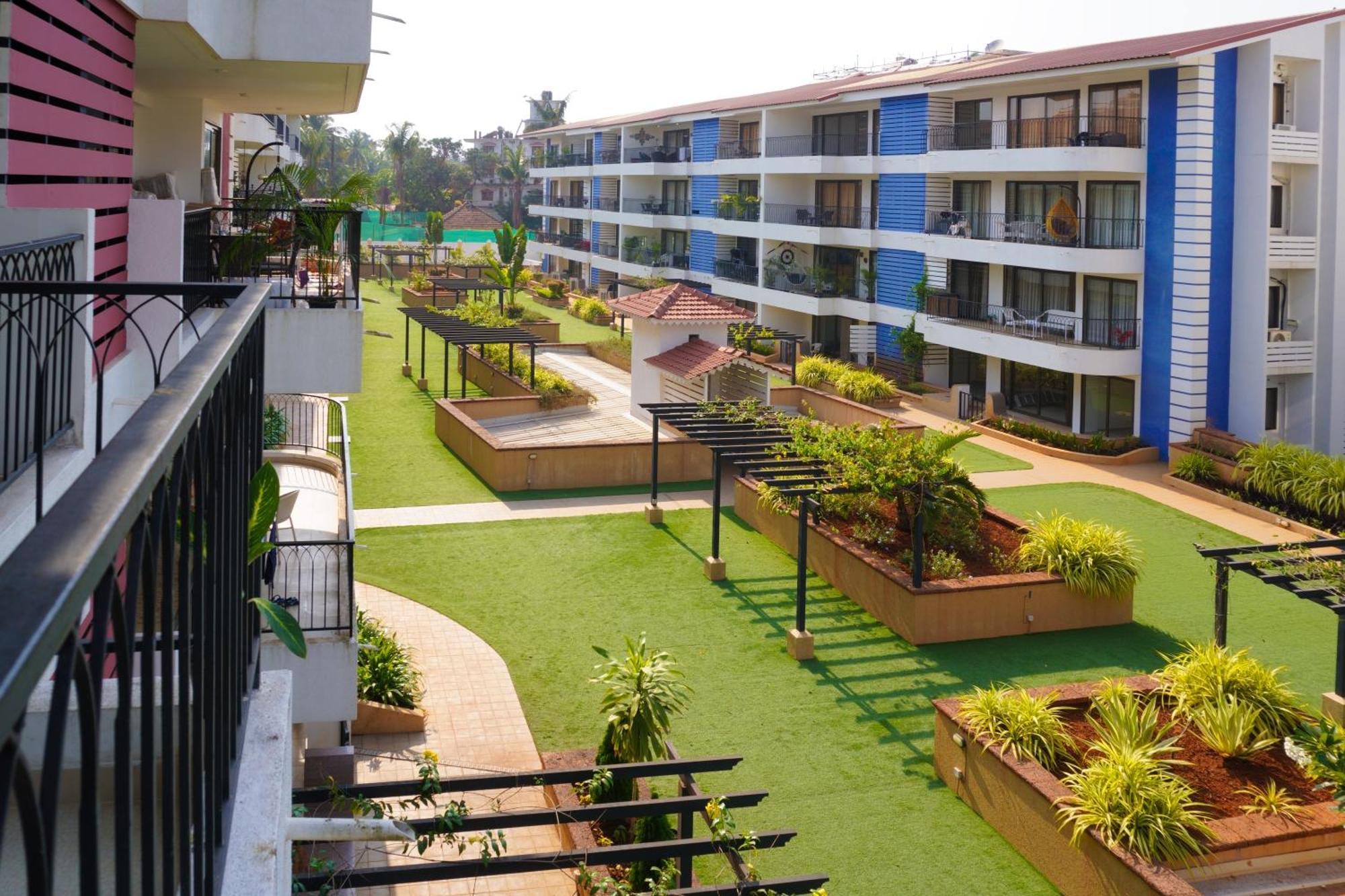 Acron Seawind Baga Arpora Apartment Calangute Bagian luar foto